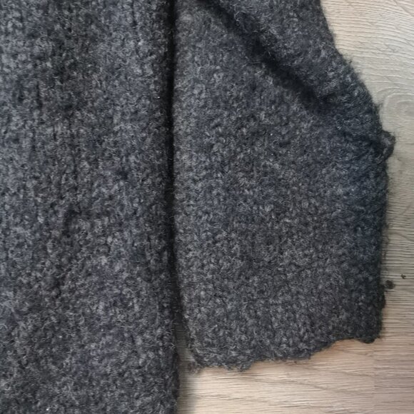 VINTAGE Charcoal Gray Cropped Knit Wool cardigan Jacket | TheStyleMinr.com - Picture 5 of 8